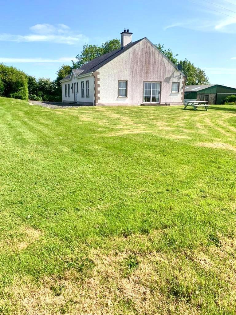 Quiet Farm Cottage Enniskillen Fermanagh ภายนอก รูปภาพ