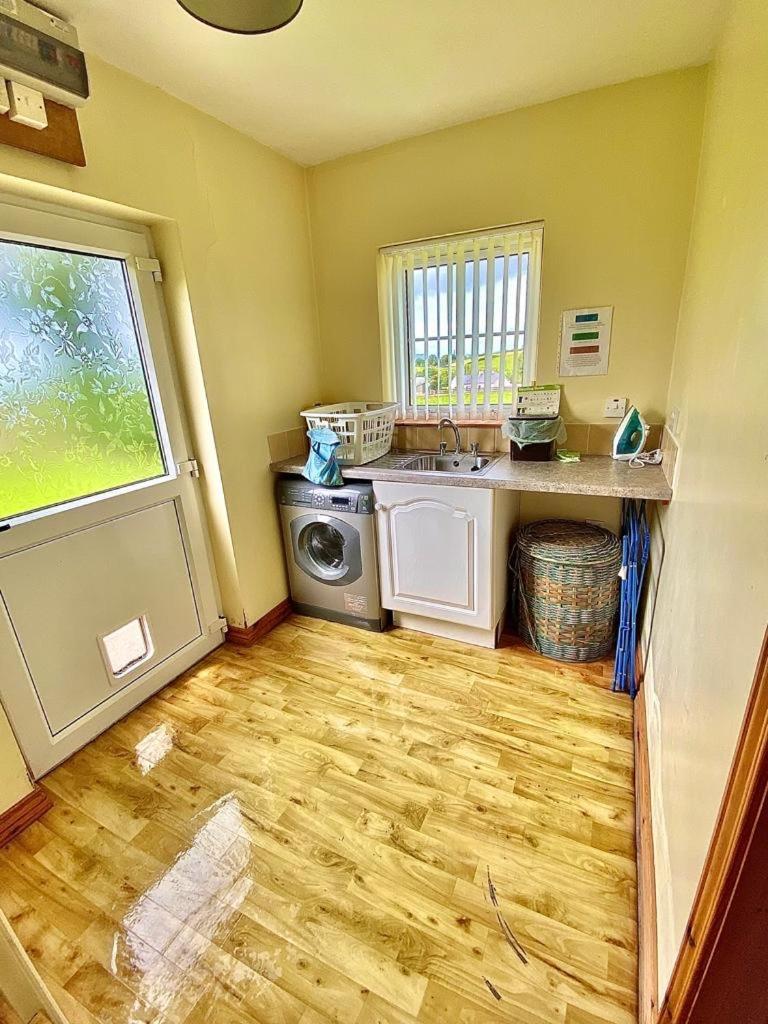 Quiet Farm Cottage Enniskillen Fermanagh ภายนอก รูปภาพ